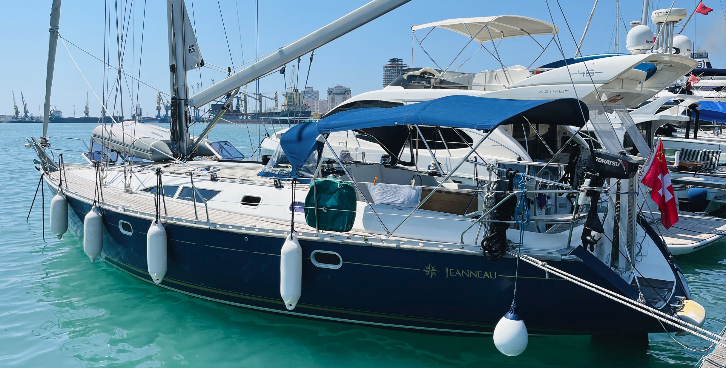 2026 08 20 Schiff in Durres
